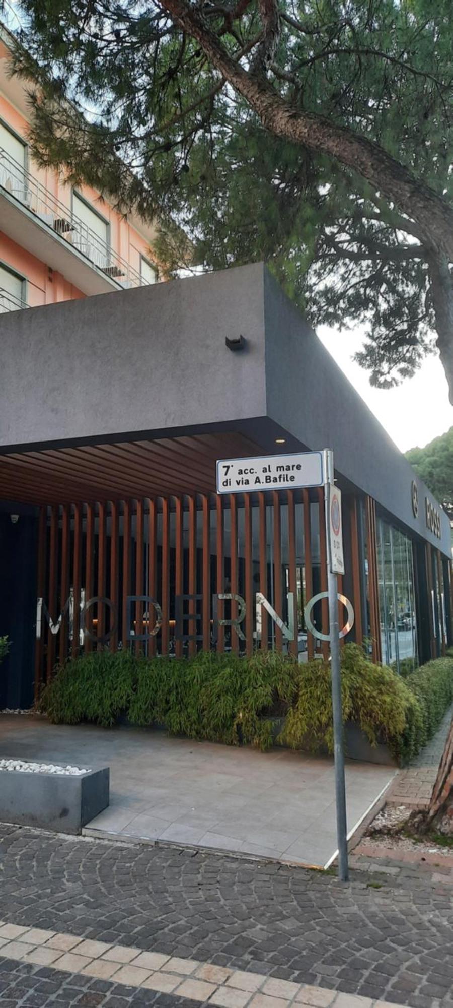 Hotel Moderno Lido di Jesolo Exterior foto